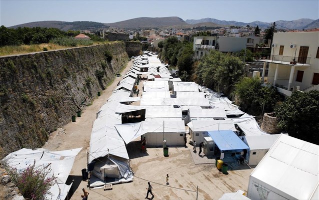 prosfuges-prosfugiko-kamp-xios-souda