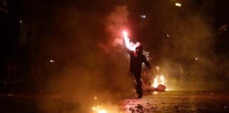 16 συλλήψεις και 23 προσαγωγές για τα επεισόδια στα Εξάρχεια