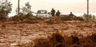 Μάνδρα: Επιβάτες λεωφορείου σώθηκαν την τελευταία στιγμή