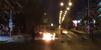 Κλειστή η οδός Πατησίων – Φωτιές σε κάδους από ομάδα 20 ατόμων