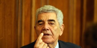 Πέθανε ο πρώην υπουργός Βασίλης Κεδίκογλου