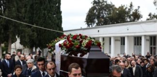 Το τελευταίο ‘αντίο’ στον Θοδωρή Μιχόπουλο