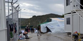 Die Zeit: «Στη Μόρια αποτυγχάνει η Ευρώπη»