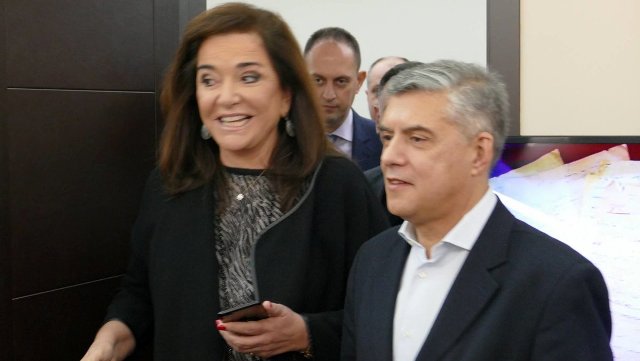 αγοραστος-ντορα