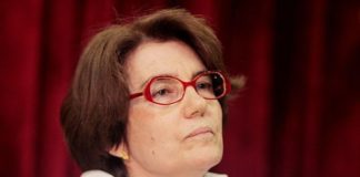 ‘Περίεργη’ διάρρηξη στο γραφείο της καταγγέλλει η πρώην υφ. Υγείας Φωτεινή Σκοπούλη