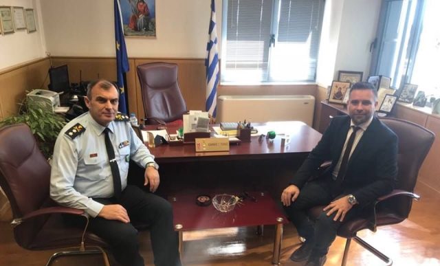 τολιας