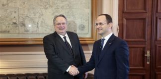 Τα επόμενα βήματα για τα διμερή ζητήματα στη συνάντηση Κοτζιά – Μπουσάτι