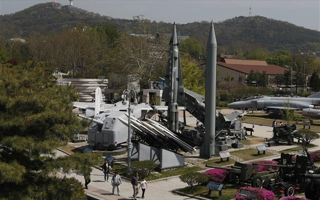 north-korea-announces-that-it-will-suspend-missile-and-nuclear-tests