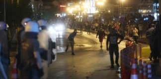 Συλλήψεις για τα επεισόδια στη Μυτιλήνη
