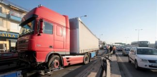 Υπό την επήρεια αλκοόλ ο οδηγός της νταλίκας που προκάλεσε το τροχαίο στη Λ. Κηφισού
