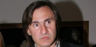 Στην εντατική ο ηθοποιός Άκης Σακελλαρίου με νόσο των λεγεωναρίων