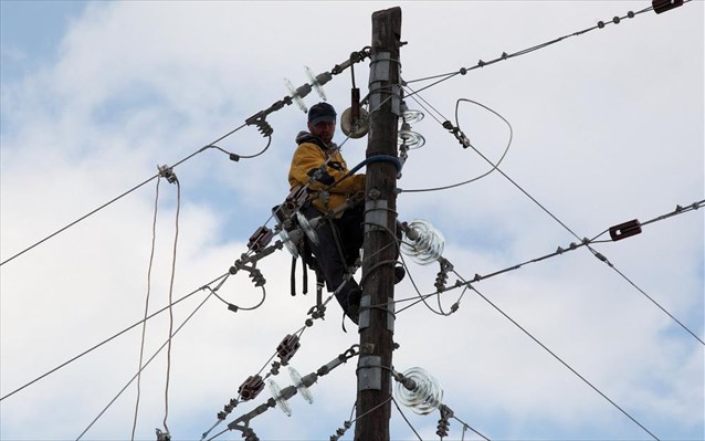 dei-stulos-ilektrodotisi-blabi-pulonas