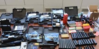 Χειροπέδες σε άλλους 22 για το παράνομο εμπόριο όπλων και πυρομαχικών