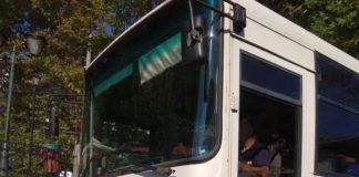 Θεσσαλονίκη: Δύο άνδρες πιάστηκαν στα χέρια για.. μία θέση στο λεωφορείο