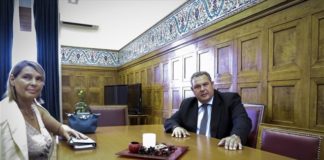 Συζητήσεις για προγραμματική σύγκλιση ΑΝΕΛ-ΝΕΟ αποφάσισαν Καμμένος-Παπακώστα