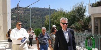 Επίσκεψη Πάιατ στη Χίο