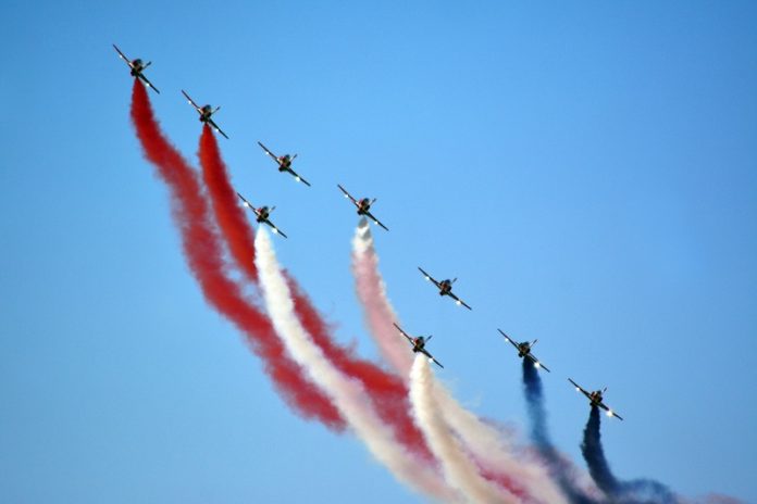 Flying-Week-aeroporikes-epideikseis