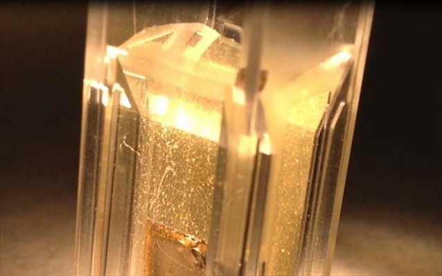 paragogi-ananeosimou-udrogonou-apo-iliako-fos-kai-nero