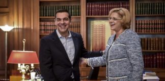 Συνάντηση Τσίπρα – Κρέτσου στο Μαξίμου