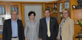 Οι πρυτανικές Αρχές ΑΠΘ συνάντησαν την πρωτοετή φοιτήτρια-μητέρα 16 παιδιών