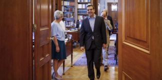 Ορκίστηκε υπουργός Εξωτερικών ο Αλέξης Τσίπρας