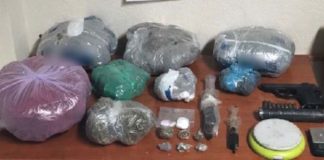 20χρονος είχε στο σπίτι του σχεδόν 3 κιλά ναρκωτικά, πιστόλι και φυσίγγια