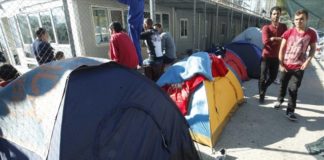 Πανσαμιακή απεργία στις 7/2 για το μεταναστευτικό