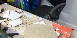 Το ταβάνι έπεσε στο… κεφάλι εργαζόμενης!