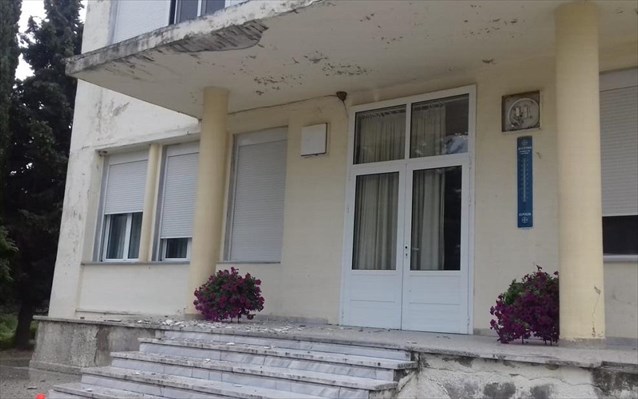 kilkis-peftoun-sobades-sto-nosokomeio-kataggelia-ergazomenon
