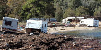 Βίντεο σοκ: Η στιγμή που χτυπάει η φονική κακοκαιρία τη Χαλκιδική -Δεν αφήνει τίποτα όρθιο