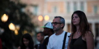 20.000 κλήσεις το δευτερόλεπτο από κινητά, αμέσως μετά τα 5,1 ρίχτερ