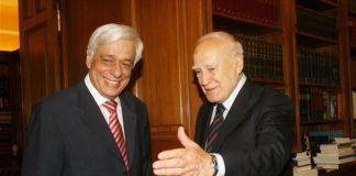 Τηλεφωνική επικοινωνία Πρ. Παυλόπουλου – Κ. Παπούλια, με αφορμή τα γενέθλια του δεύτερου