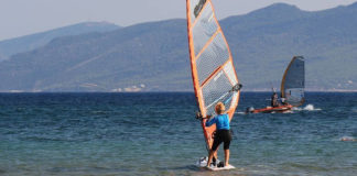 Η γιαγιά σέρφερ από την Κεφαλονιά ετοιμάζει ένα τολμηρό εγχείρημα
