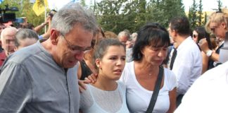 Το συγκινητικό μήνυμα της κόρης του Λαυρέντη Μαχαιρίτσα λίγες ώρες μετά την κηδεία