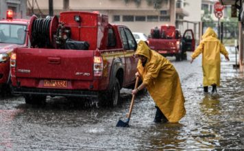 Καιρός: 10.000 κεραυνοί, 100 τόνοι νερού ανά στρέμμα – Πού αναμένονται καταιγίδες