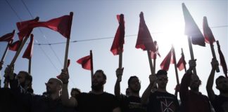 Φοιτητικό συλλαλητήριο: Επίθεση σε φωτορεπόρτερ-φθορές σε καταστήματα