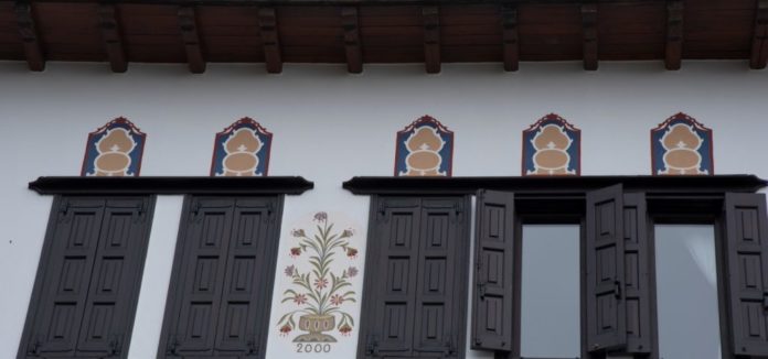 parathura pilio
