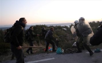 Μυτιλήνη: Χημικά και συγκρούσεις αστυνομικών-κατοίκων