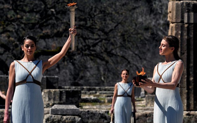 teleti-afis-tis-olumpiakis-flogas