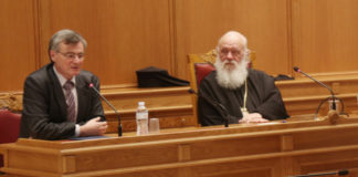 Τσιόδρας: Είπα στην Ιερά Σύνοδο να μην γίνουν οι Εκκλησίες εστίες μετάδοσης κορωνοϊού