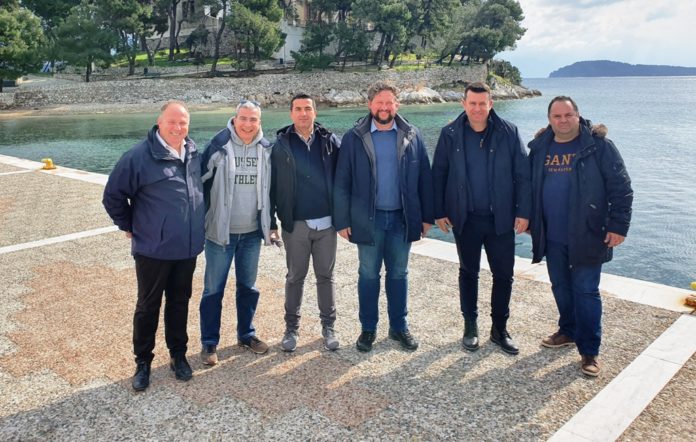 ΛΙΜΕΝΙΚΟΙ ΖΛΑΤΟΥΔΗΣ