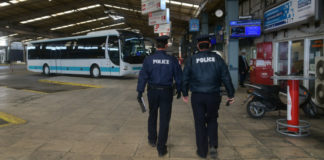 Αντιεξουσιαστές έδωσαν στη δημοσιότητα διευθύνσεις και ονόματα 21 αστυνομικών!