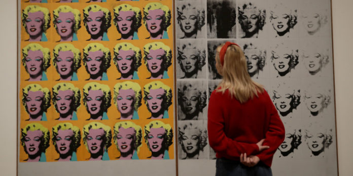 gynaika-plati-warhol