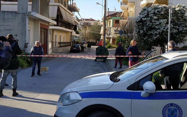 sunoikia-tis-neas-smurnis-sti-larisa