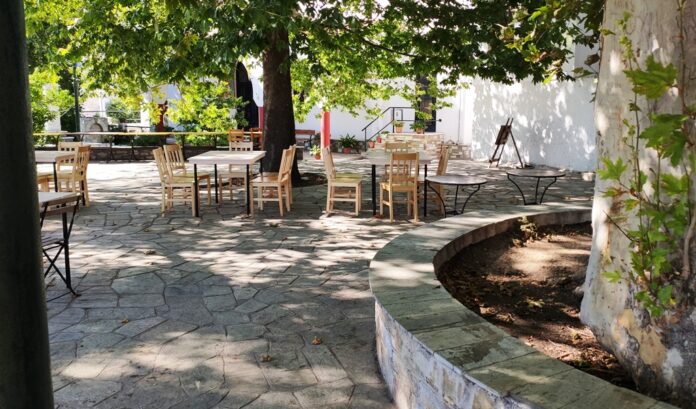 ΣΤΑΓΙΑΤΕΣ ΠΛΑΤΕΙΑ