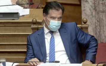 Γεωργιάδης για Μενδώνη: Τη μισούν γιατί ξεμπλόκαρε όλες τις μεγάλες επενδύσεις