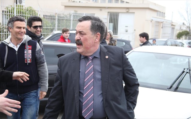 xrusi-augi-apofulakistike-o-bouleutis-tis-xa-xristos-pappas