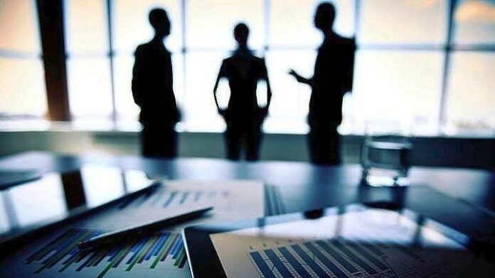 w08-80903businessmen3