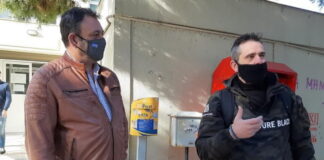 Φορτηγατζής έπαθε εγκεφαλικό και έμεινε πεσμένος στον δρόμο 3,5 ώρες