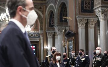 Στην πρωτοχρονιάτικη δοξολογία στην Μητρόπολη Αθηνών Σακελλαροπούλου, Μητσοτάκης